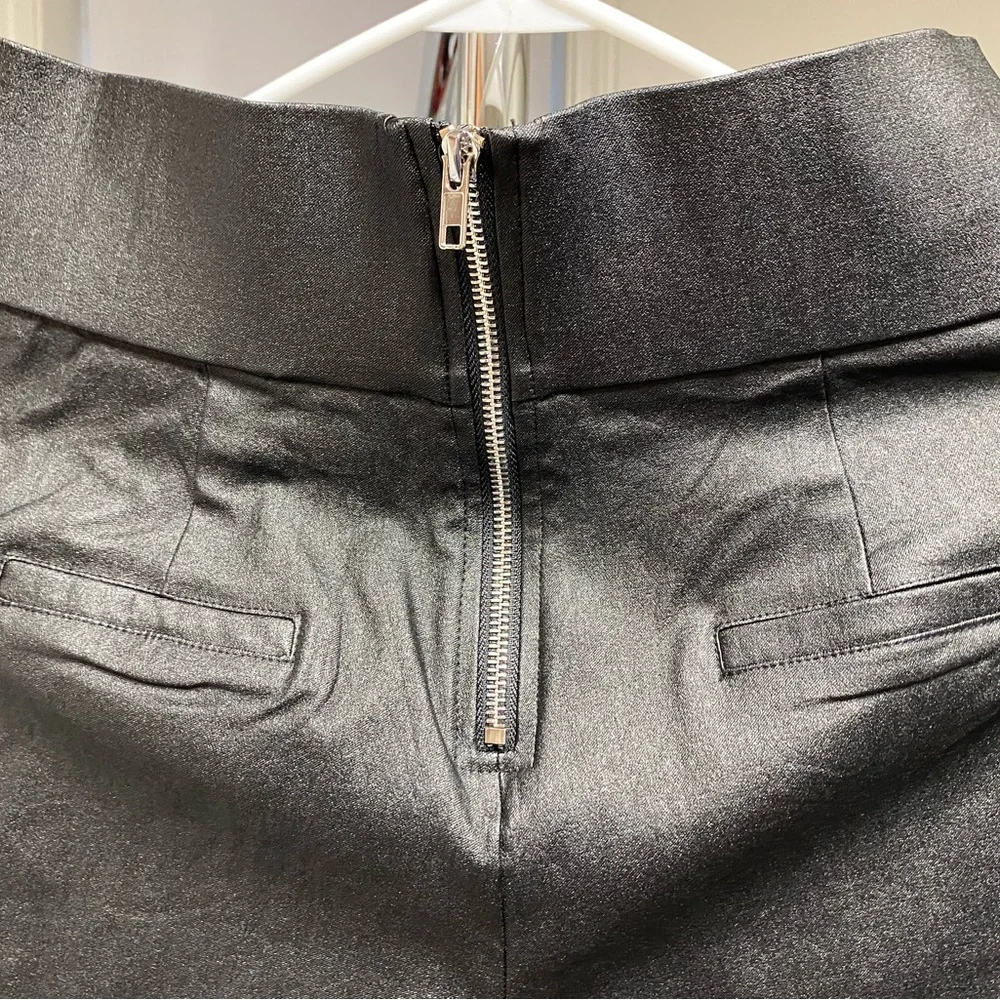 Asilio Black Garment - Picture 4 of 9
